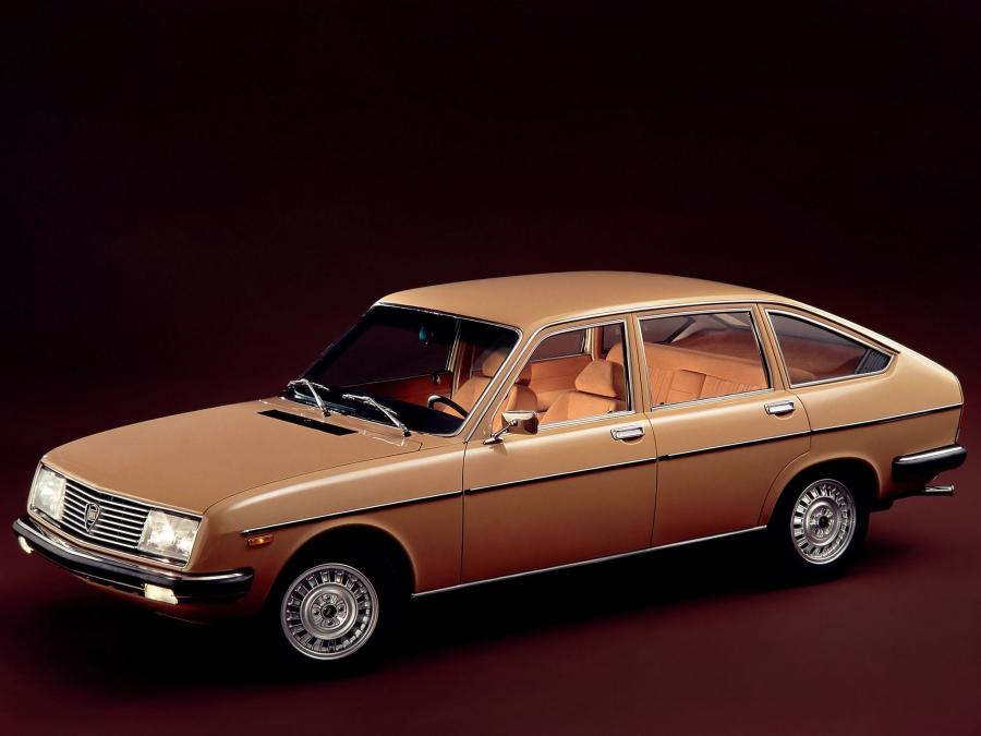  Lancia Beta 1975 года  (фото 12 из 14)